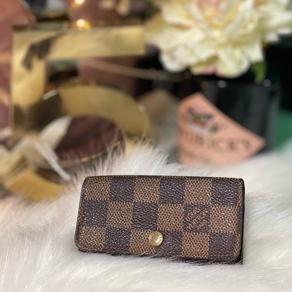 AUTHENTIC LOUIS VUITTON DAMIER MULTICLES 4 RING KEY CASE - Picture 1 of 16